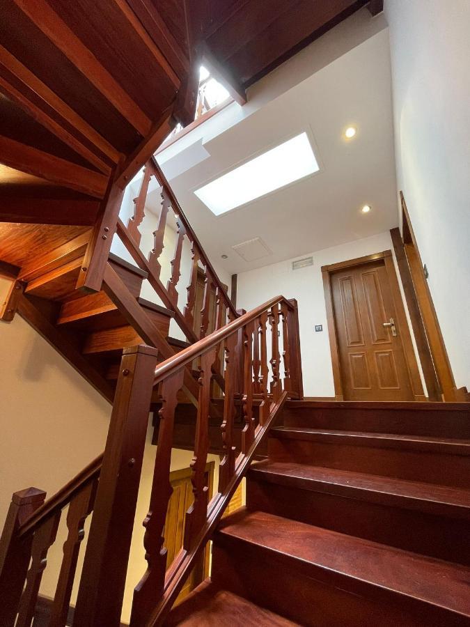Apartamento del s XVI en el casco histórico de Luanco Exterior foto