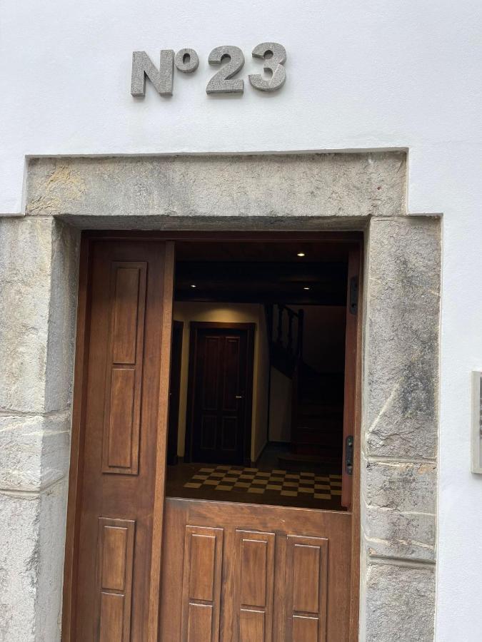 Apartamento del s XVI en el casco histórico de Luanco Exterior foto